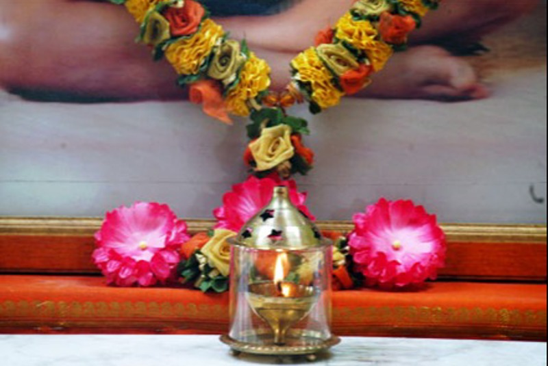 Rocklyn Yoga Ashram Guru Poornima & Initiates Retreat: June 28-July 3rd. Renewed Inspiration: re-defining the purpose and destination of life: our connection to initiation, daily havan, personal mantra, sankalpa, sangha and ashram life
